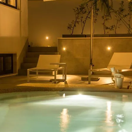 Διαμέρισμα Luxury Royal M With Pool Ii