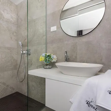 Luxury Royal M With Pool Ii Διαμέρισμα