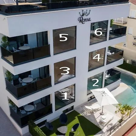Luxury Royal M With Pool Ii Διαμέρισμα Τρογκίρ